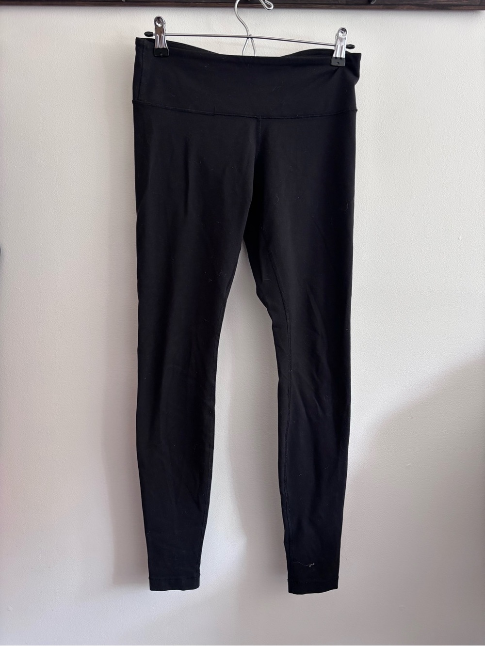 Classic Everyday Lululemon Athletics Black High-Rise Full Length Leggings